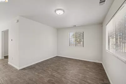 206 16th St, Pittsburg, CA 94565 - Photo 4