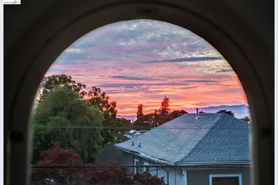 2343 Roosevelt Ave, Berkeley, CA 94703 - Photo 42