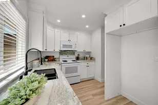1894 Lynwood Dr, Concord, CA 94519 - Photo 14