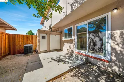 1894 Lynwood Dr #D, Concord, CA 94519 - Photo 20