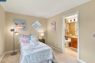 1298 Walden, Walnut Creek, CA 94597 - Photo 26