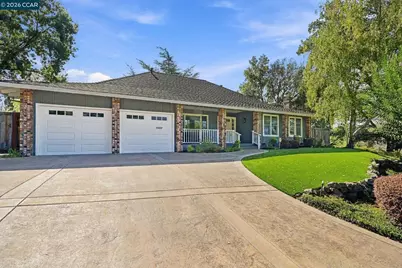 303 Calle La Mesa, Moraga, CA 94556 - Photo 2