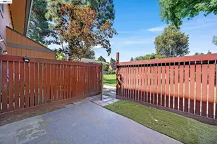 38627 Cherry Ln, Fremont, CA 94536 - Photo 34