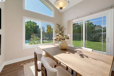 32808 Oakdale Ct, Union City, CA 94587 - Photo 16