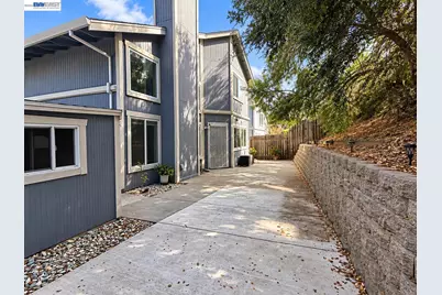 446 Lighthouse Dr, Vallejo, CA 94590 - Photo 22
