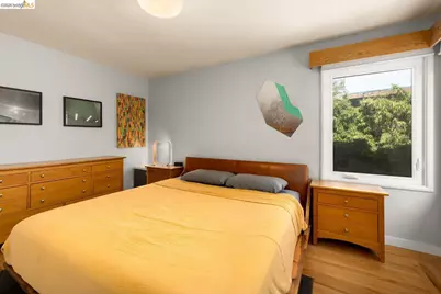 7542 Valentine St, Oakland, CA 94605 - Photo 16