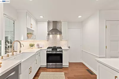 2558 Pantalis Ct, San Jose, CA 95132 - Photo 14