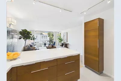 320 Lee St #303, Oakland, CA 94610 - Photo 8