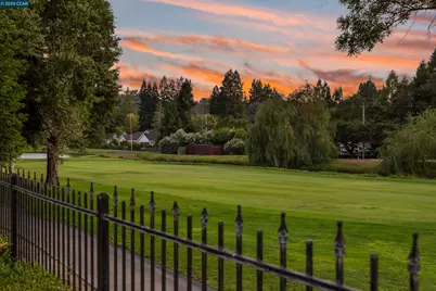 3144 Roundhill Rd, Alamo, CA 94507 - Photo 82