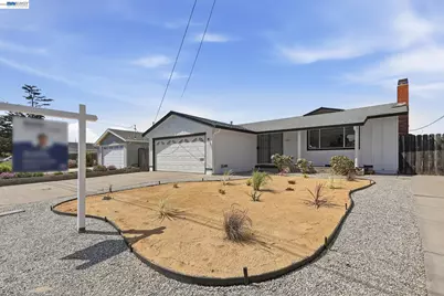 2167 Cypress Ave, San Pablo, CA 94806 - Photo 4