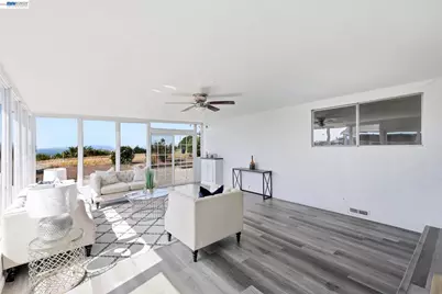 2167 Cypress Ave, San Pablo, CA 94806 - Photo 22