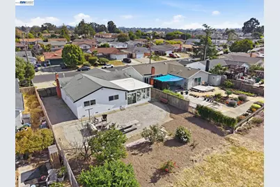2167 Cypress Ave, San Pablo, CA 94806 - Photo 48