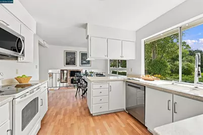 5378 Meadow Wood Place, Concord, CA 94521 - Photo 12