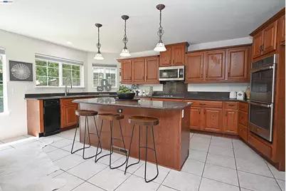 1147 Lomitas Ave, Livermore, CA 94550 - Photo 12