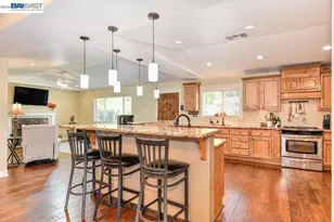 8545 Hilton Way, Fair Oaks, CA 95628 - Photo 6