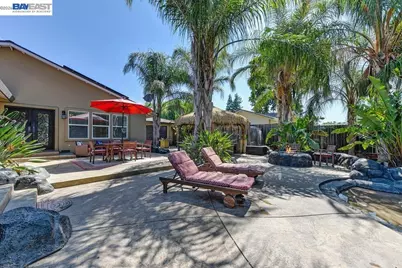 8545 Hilton Way, Fair Oaks, CA 95628 - Photo 14