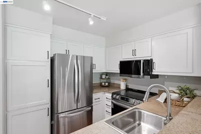 39199 Guardino Dr #372, Fremont, CA 94538 - Photo 6