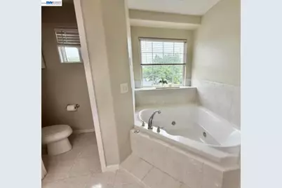 1284 Riesling Cir, Livermore, CA 94550 - Photo 34