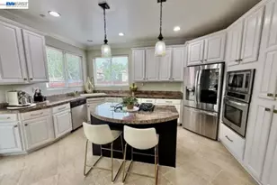 1284 Riesling Cir, Livermore, CA 94550 - Photo 16