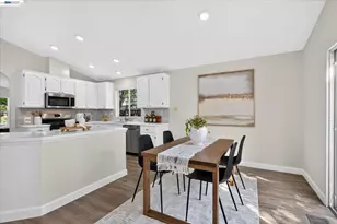 8039 Canyon Creek Cir, Pleasanton, CA 94588 - Photo 12