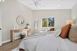 8039 Canyon Creek Cir, Pleasanton, CA 94588 - Photo 24