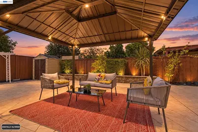 31261 Fredi St, Union City, CA 94587 - Photo 2