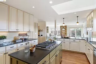 22 Kensington Ct, Kensington, CA 94707 - Photo 16