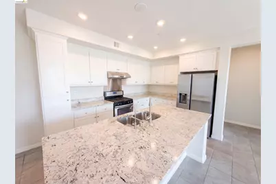 1903 Dobbin Dr, San Jose, CA 95133 - Photo 2