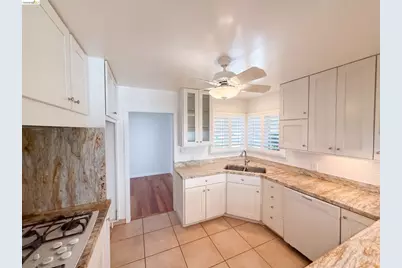 447 Via Del Plano, Novato, CA 94949 - Photo 2