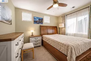 15100 Shining Star Ln, San Leandro, CA 94579 - Photo 26