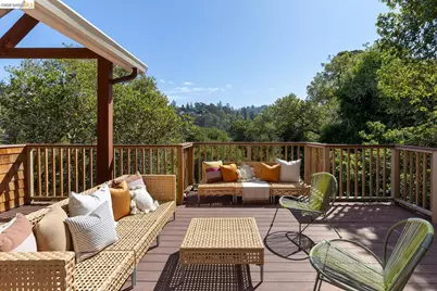 5430 Estates Dr, Oakland, CA 94618 - Photo 2