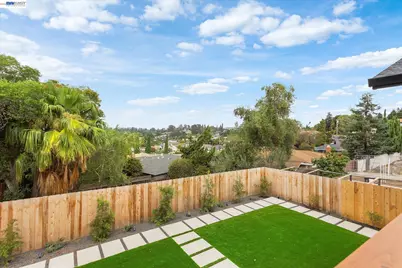 18367 Apricot Way, Castro Valley, CA 94546 - Photo 54