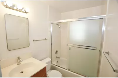 24675 Townsend Ave, Hayward, CA 94544 - Photo 20