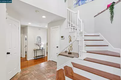 384 Via Loma, Morgan Hill, CA 95037 - Photo 4
