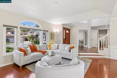 384 Via Loma, Morgan Hill, CA 95037 - Photo 6