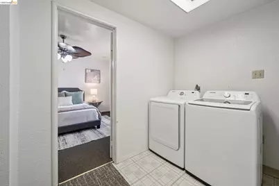 5709 Walnut Street, Oakland, CA 94605 - Photo 18