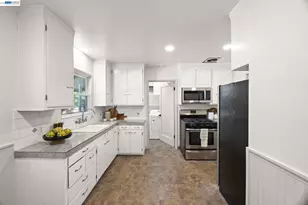 1942 6th St, Concord, CA 94519 - Photo 8