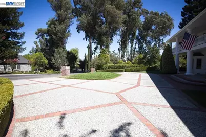 4 Deer Oaks Dr, Pleasanton, CA 94588 - Photo 56