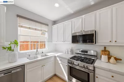 5236 Brookline Ct, Dublin, CA 94568 - Photo 8