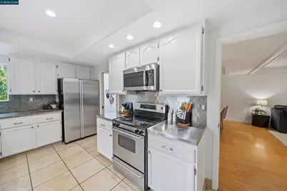 1931 Stratton Cir, Walnut Creek, CA 94598 - Photo 12