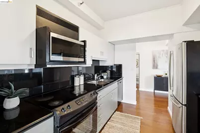 6363 Christie Avenue #2017, Emeryville, CA 94608 - Photo 18