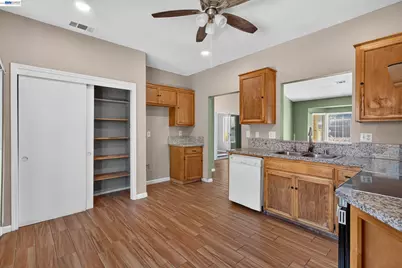 152 Chardonnay Street, Los Banos, CA 93635 - Photo 26