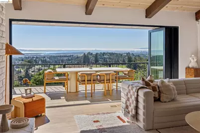 10592 Englewood Dr, Oakland, CA 94605 - Photo 22