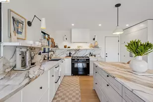 10592 Englewood Dr, Oakland, CA 94605 - Photo 20