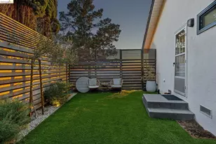 10592 Englewood Dr, Oakland, CA 94605 - Photo 70