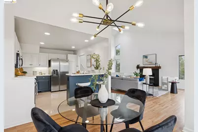 557 Hiller Dr, Oakland, CA 94618 - Photo 22