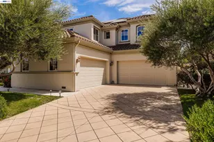 5698 La Seyne Pl, San Jose, CA 95138 - Photo 4