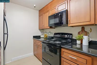 3183 Wayside Plz #217, Walnut Creek, CA 94597 - Photo 6