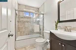 1211 Orange St, Concord, CA 94518 - Photo 12