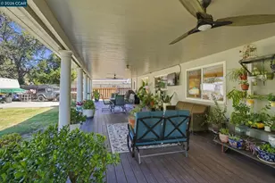 1211 Orange St, Concord, CA 94518 - Photo 16